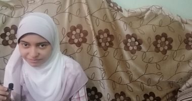 فرحة عارمة فى منزل خديجة الثالثة على الثانوية العامة علمى علوم.. فيديو