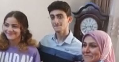 حلمه يدخل كلية الطب.. زغاريد وفرحة بمنزل الثالث على الجمهورية بالثانوية العامة