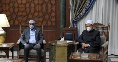 رئيس وزراء الصومال يدعو شيخ الأزهر لزيارة مقديشو.. ويؤكد: سيكون عيدا للصوماليين