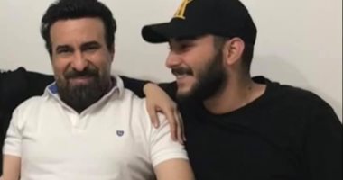 نجل طارق الدسوقى فى رسالة مؤثرة بعد إصابة والده بكورونا: قوم عشان أنت ضهرى