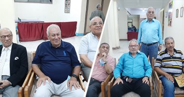 اتجمعوا بعد 50 سنة.. أول دفعة من جامعة الزقازيق اتقابلوا بعد المعاش وأسسوا صالون الزمن الجميل.. صداقة حتى نهاية العمر بين 300 من طلاب الجامعة  فى الستنينات.. يسترجعون ذكرياتهم فى جو من البهجة والحب.. فيديو وصور