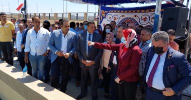 محافظ البحيرة يتفقد المحطة الوسيطة للمخلفات بكفر الدوار .. صور