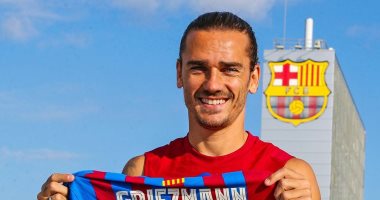 برشلونه يحتفل بـ 100 مباراة لجريزمان فى جميع البطولات