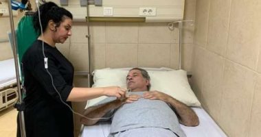 تفاصيل دخول توفيق عكاشة لمستشفى العلمين بعد تعرضه لأزمة صحية