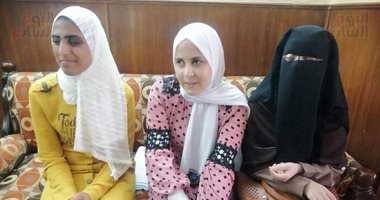 قوم وعدى الصعب.. حكايات المكفوفات يتحدين الأمية بالفيوم.. لايف