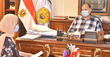 محافظ أسيوط يناقش موقف 243 مشروعا ضمن "حياة كريمة" بـ2 مليار جنيه فى 7 مراكز 