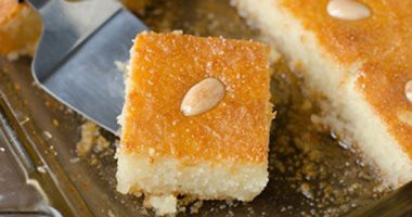 طريقة عمل البسبوسة فى خطوات بسيطة
