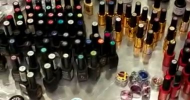 جمارك مطار القاهرة تحبط محاولة تهريب كمية من مستحضرات التجميل