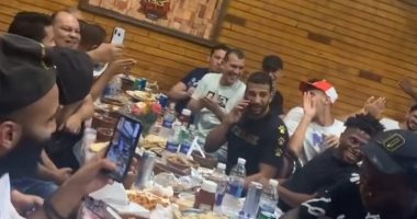 حفل عشاء للاعبى المقاولون بعد تخطى النفق المظلم بالدورى