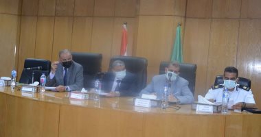 محافظ المنيا يوافق على بدء إجراءات التقنين لـ75 طلبا على أراضى أملاك الدولة