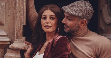 ميرنا الهلباوى تلغى متابعة محمد عطية وتحذف صورهما.. هل انفصلا مرة أخرى؟