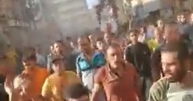 ذبحوه وسرقوا التوك التوك.. تشيع جثمان شهيد لقمة العيش بالدقهلية.. فيديو