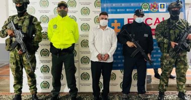 فيديو.. شرطة كولومبيا تعتقل زعيم عصابة مخدرات خلال حفل زفافه