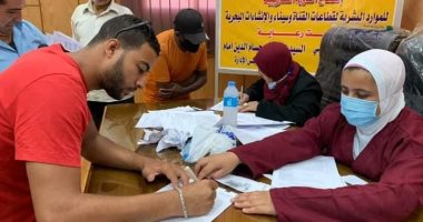 "صحة الإسماعيلية" تواصل تطعيم المواطنين بلقاح كورونا.. صور