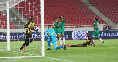 الرجاء يقلب الطاولة على الاتحاد فى شوط مثير بنهائى البطولة العربية.. فيديو