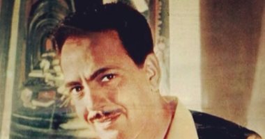 كمال الشناوى بمراحل عمرية مختلفة فى ذكرى رحيله.. صور