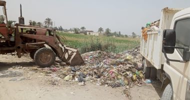 رفع 5000 طن قمامة وإزالة 450 حالة إشغالات متنوعة بمركزى الفيوم وسنورس