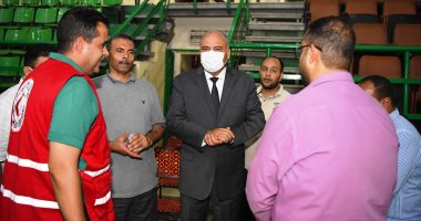 محافظ قنا: تطعيم 6521 مسافرا للخارج باللقاح المضاد لفيروس كورونا حتى الآن