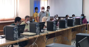 معامل تنسيق جامعة المنصورة تواصل استقبال الطلاب لتسجيل الرغبات.. صور