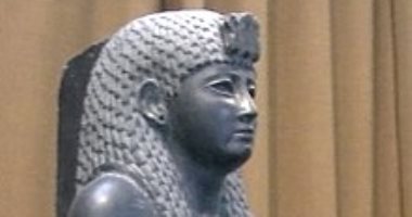 الملكة كليوباترا تثير الجدل مجددا.. هل ماتت منتحرة؟ 