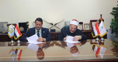 مفتى الجمهورية يوقع مذكرة تعاون مع معهد البحوث الفلكية حول رؤية الأهلة