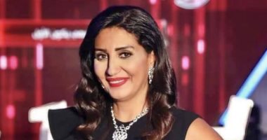 وفاء عامر تصور حدوتة "إن كبر ابنك" من مسلسل "زى القمر" فى جاردن سيتى