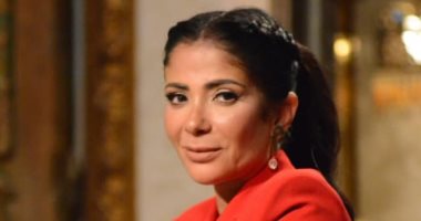 منى زكي عن مشاركتها بالندوة التثقيفية للقوات المسلحة: فخورة بمشاركتي 