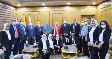 رئيس جامعة بنى سويف يستقبل مدير المركز الإقليمى لتدريس علوم الفضاء التابع للأمم المتحدة
