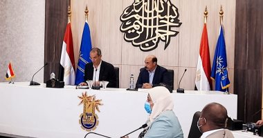 الاتصالات توقع 3 بروتوكولات مع محافظة أسوان لتنفيذ مشروعات "حياة كريمة".. فيديو وصور