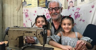 "الأصلى" قصة أقدم ترزى فى الغربية.. 60 عاما فى المهنة.. صور