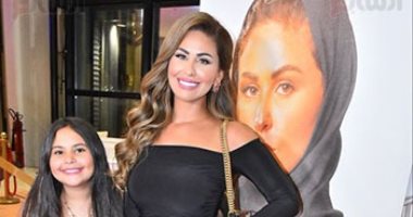 مي سليم: دور "إخلاص" في فيلم "200 جنيه" تحدي كبير .. فيديو