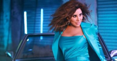 نجوى كرم تطرح أغنيتها الجديد "ساحر قلوب".. فيديو