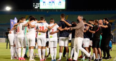 كارتيرون يعقد جلسة مع لاعبى الزمالك قبل مران اليوم