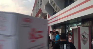 عزومة حواوشى للاعبى الزمالك بعد التتويج بالدورى.. فيديو