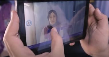 "التابلت المتحرك".. أداة الأحوال المدنية لاستخراج بطاقات للمرضى وكبار السن