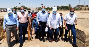 رئيس الوزراء: توجيهات رئاسية باستعادة الوجه الحضارى لمدينة الأقصر 