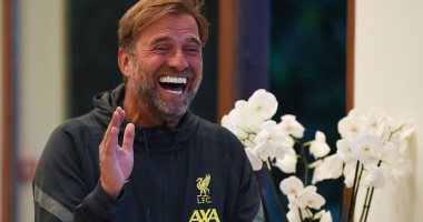 بسبب أمم إفريقيا.. كلوب يدافع عن نفسه أمام جماهير ليفربول 