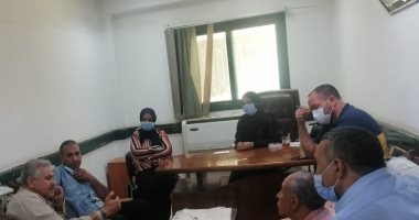 افتتاح منفذ لتلقى لقاح كورونا بمجمع عيادات التأمين الصحى بنجع حمادى