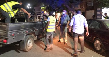 حى الدقى يشن حملة على الكافيهات المخالفة ويصادر "شيش".. صور