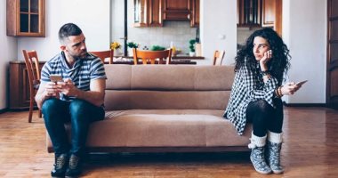 ليه بعض العلاقات الزوجية مش بتستمر لسنة ؟..علم الإجتماع يجيب ويطرح العلاج