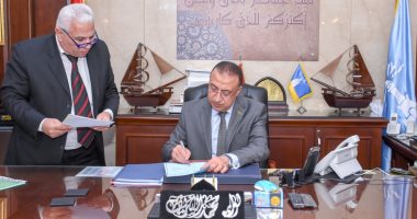 محافظ الإسكندرية يعتمد نتائج الدور الثانى للشهادة الإعدادية والتعليم الأساسى