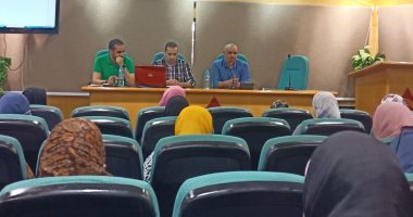 تدريب العاملين بالمراكز التكنولوجية بالبحيرة على أحدث نظم خدمة المواطنين 