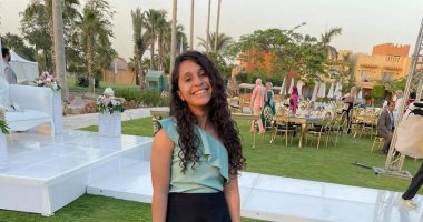 برة الملعب.. سهر أحمد لاعبة يد أكتوبر: مطربى المفضل تامر حسنى وحلمى أكون مصورة