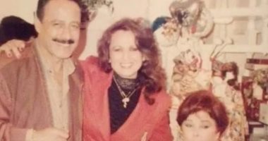 ابنة رجاء الجداوى تكشف عن صور نادرة لوالدها ووالدتها معا