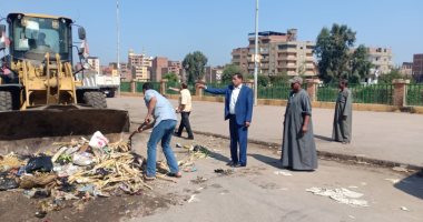 حملة نظافة مكبرة بكورنيش كفر حجازى فى مدينة المحلة.. صور