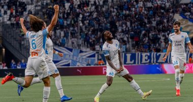 مارسيليا يستعيد توازنه فى الدورى الفرنسى بثلاثية أمام سانت إيتيان.. فيديو