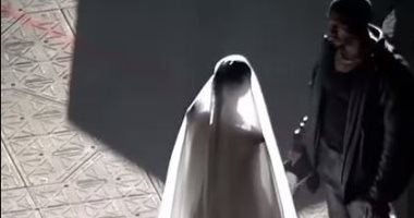 كيم كاردشيان تثير حيرة جمهورها بعودتها لكاني ويست بعد حضورها حفله الأخير.. صور