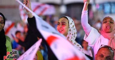 جمهور الزمالك يتوافد على مقر النادى احتفالا بدرع الدورى العام رقم 13
