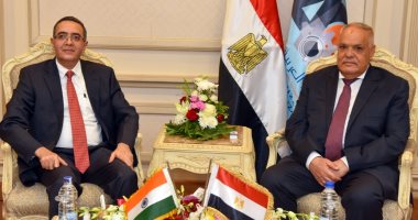 تشكيل لجان فنية بين العربية للتصنيع والسفير الهندى لبحث مجالات التعاون