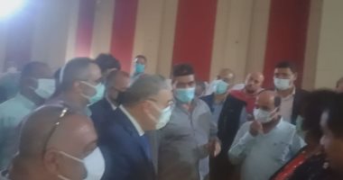 وزيرة الثقافة تتابع التجهيزات النهائية لمسرح قصر ثقافة المنيا.. لايف وصور